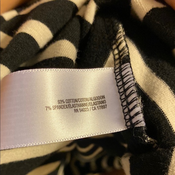 Old Navy Striped Black and White Sleeveless Dress - Picture 8 of 9